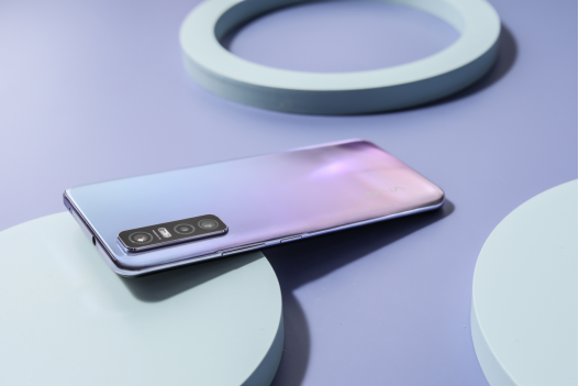 vivo Y73s