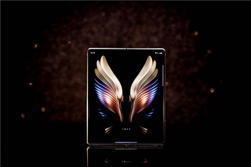 三星W21 5G——折疊時代的經(jīng)典樂章
