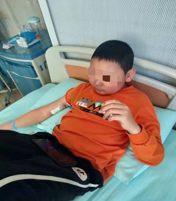 血癌男孩面臨治療困境，輕松集團(tuán)·輕松籌愛心援助助其重拾生命希望