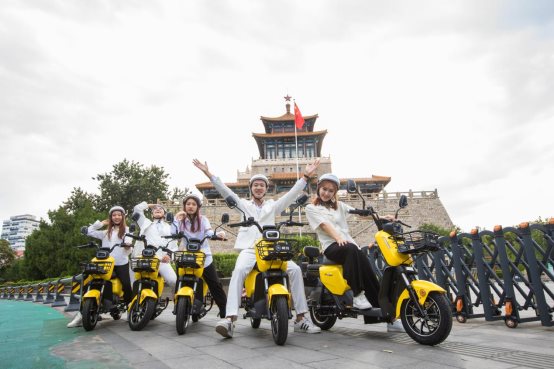 愛瑪霸榜2020電動(dòng)車品牌排行，豪華鋰電車功不可沒！
