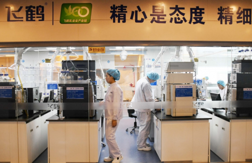 12年浴火重生，國產(chǎn)奶粉重構(gòu)市場格局