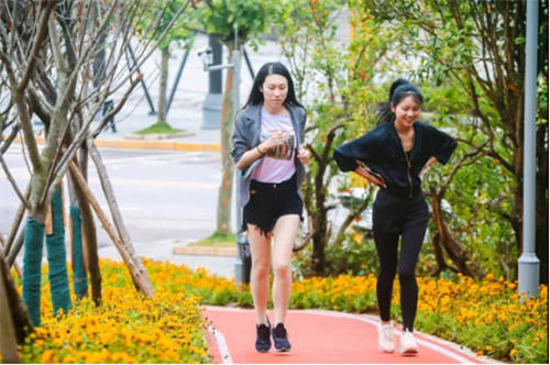 春節(jié)跑丹寨馬拉松，還能體驗苗族過大年，太快活啦！