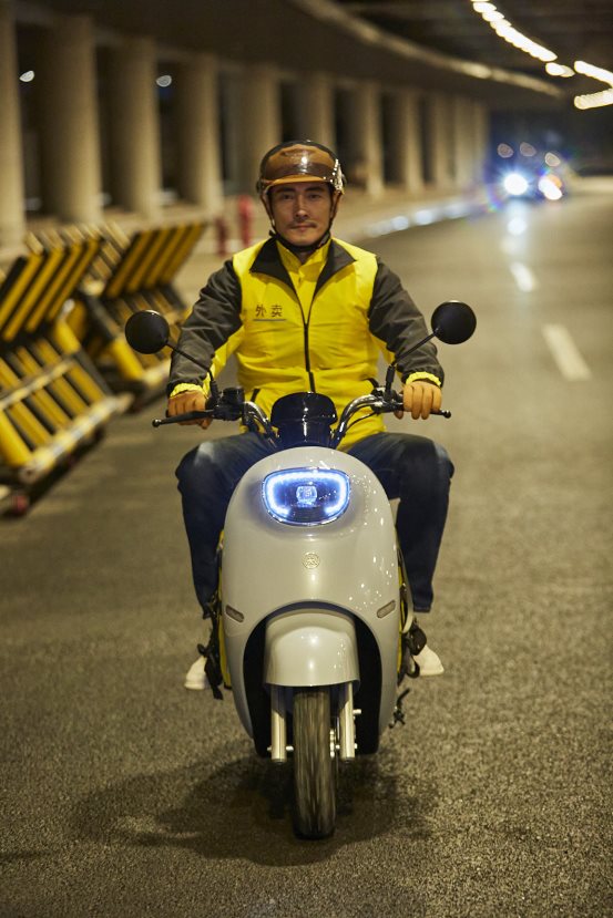 【技術(shù)控】和【顏值黨】的春天:愛(ài)瑪電動(dòng)車新品速遞