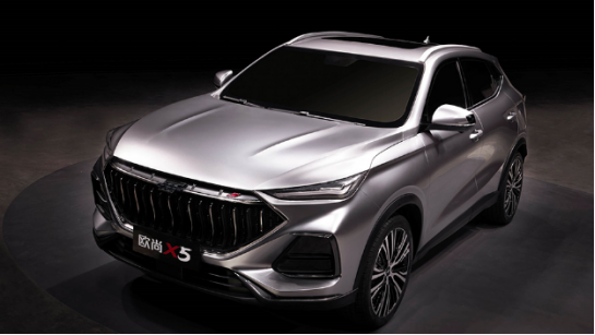 年輕人的第一輛車，SUV什么車型好？歐尚X5對比名爵ZS！