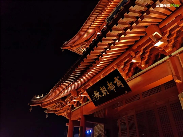 兩會(huì)關(guān)注的焦點(diǎn) 三雄極光甩開(kāi)膀子干了！