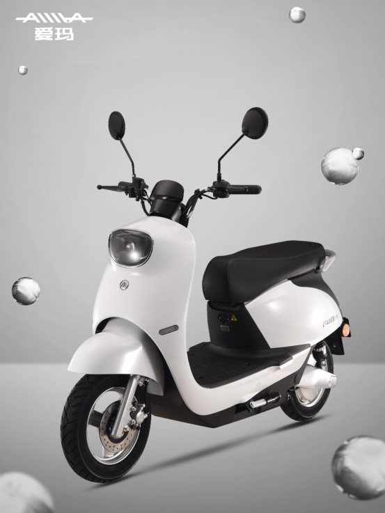 百公里，不充電，愛瑪電動車8款新品陸續(xù)上市