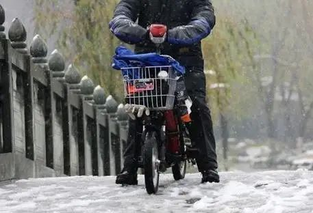 冬季電動(dòng)車(chē)?yán)m(xù)航少？愛(ài)瑪電動(dòng)車(chē)“引擎MAX”讓你騎更遠(yuǎn)不怕沒(méi)電！