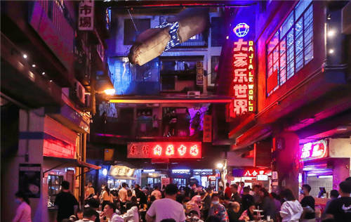 街電攜手美食新地標(biāo)深圳文和友，立體化網(wǎng)絡(luò)滿(mǎn)電續(xù)航全場(chǎng)