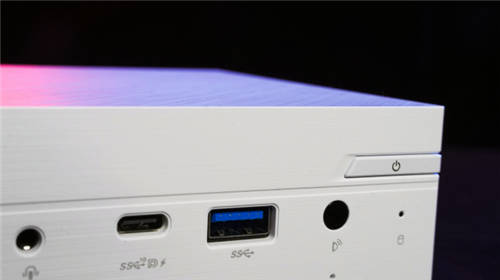 小長假出行優(yōu)選，Mini PC PN50白色版驚艷顏值輕巧隨行