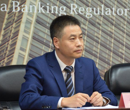 招聯(lián)金融章楊清建議設(shè)立深圳互聯(lián)網(wǎng)法院，強(qiáng)化網(wǎng)絡(luò)空間治理