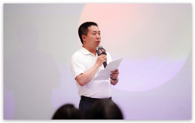 智慧之光 智繪未來——2021年奧圖碼520新品發(fā)布會