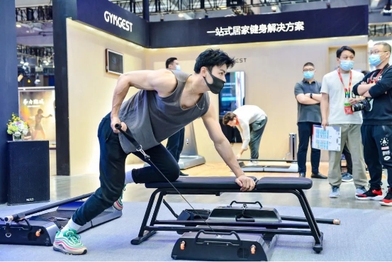 圓滿收官，GYMGEST攜新品跑步機(jī)、力量站亮相體博會!