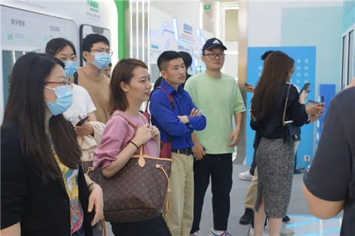 同花順走進上市公司活動—保險科技賽道龍頭眾安在線