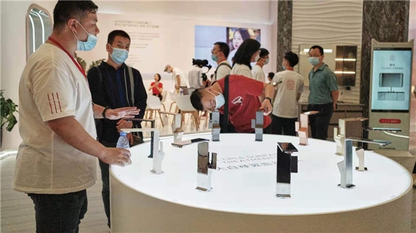 猝不及防，廈門(mén)大白暖了上海廚衛(wèi)展！