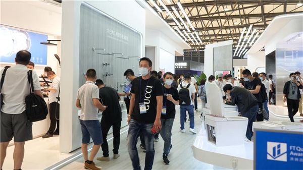 猝不及防，廈門(mén)大白暖了上海廚衛(wèi)展！