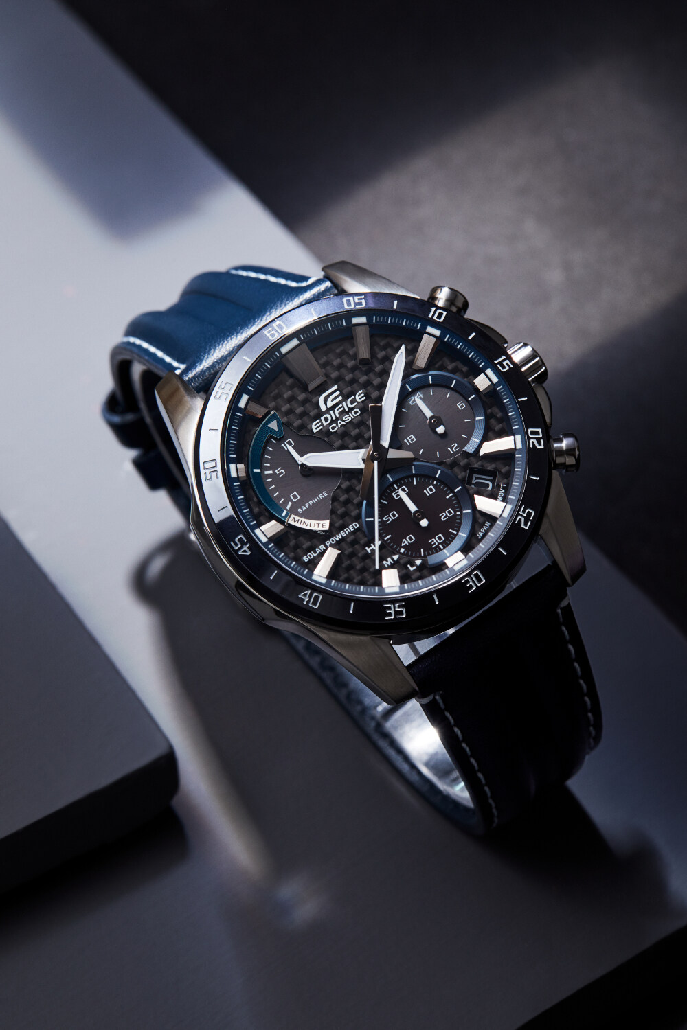 沉穩(wěn)內(nèi)斂，實(shí)力為先！ EDIFICE EFS-S580系列致敬專注拼搏