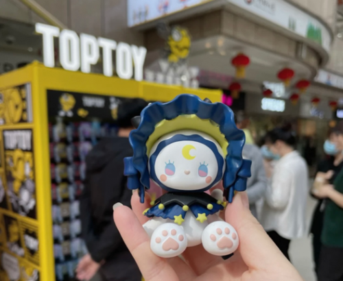 全球集合品牌TOP TOY引發(fā)潮玩熱，如何玩轉(zhuǎn)新消費(fèi)？
