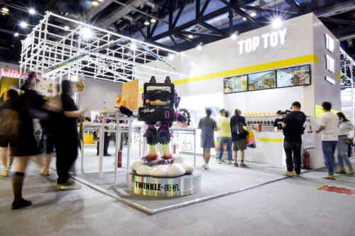 全球集合品牌TOP TOY引發(fā)潮玩熱，如何玩轉(zhuǎn)新消費(fèi)？