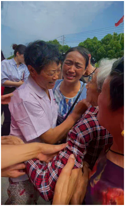 江蘇女子被拐42年，如今靠一條抖音評(píng)論找到家