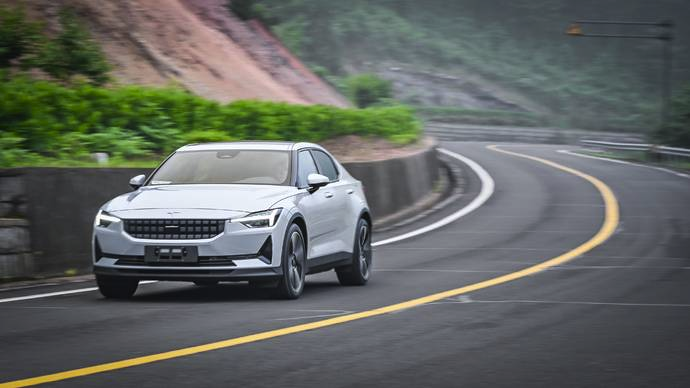 哪個電動汽車好，極星（Polestar）接受山道考驗