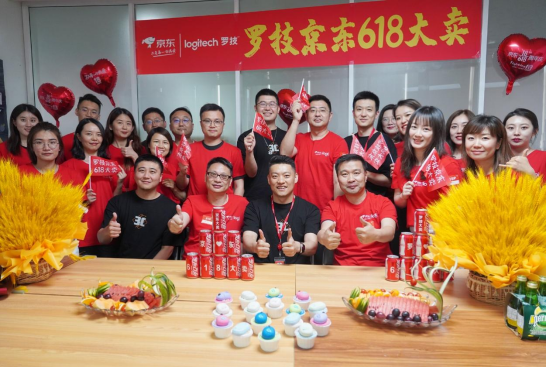 “高潮之戰(zhàn)”已然打響！羅技高層率眾到訪(fǎng)京東再加碼