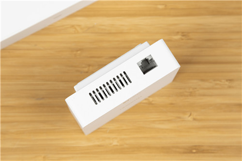 大面積住宅組網(wǎng)最優(yōu)解？全屋Wi-Fi 6+無死角 華為路由H6評測