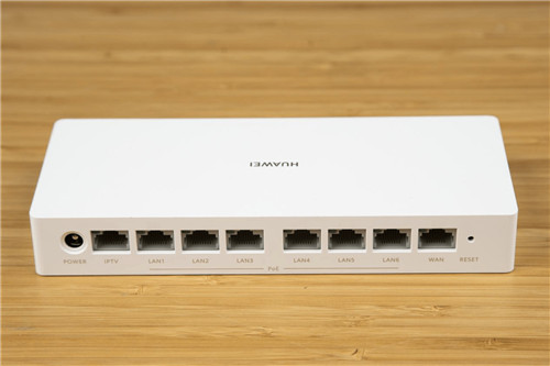 大面積住宅組網(wǎng)最優(yōu)解？全屋Wi-Fi 6+無死角 華為路由H6評測