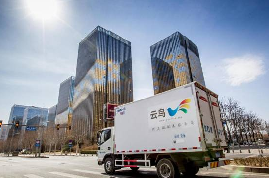 云鳥4000激活企業(yè)的互聯(lián)網(wǎng)+創(chuàng)新，推動物流資源向全民共享發(fā)展