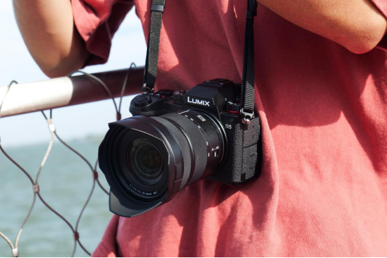 「進(jìn)可攻退可守」的色彩表現(xiàn)，松下LUMIX S5拍照實(shí)測