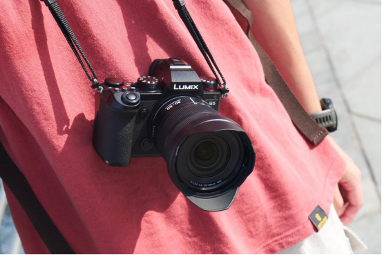 「進(jìn)可攻退可守」的色彩表現(xiàn)，松下LUMIX S5拍照實(shí)測