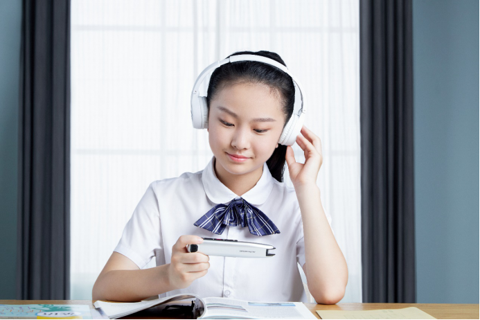 “被動(dòng)查”變“主動(dòng)教”，AI老師做到了！