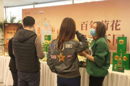 正品荷花酒積極嘗試多元化營銷，亮相凱迪拉克優(yōu)惠盛典提升品牌聲量
