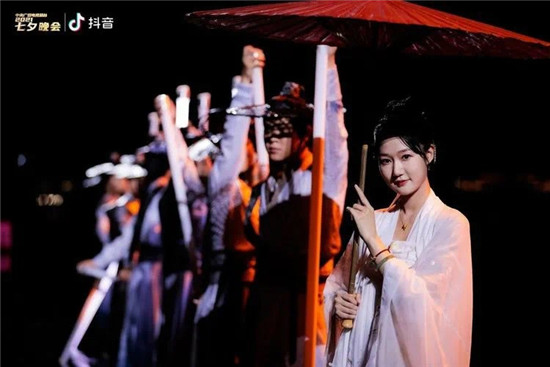 年輕化國(guó)風(fēng)新玩法，抖音跨屏互動(dòng)解鎖國(guó)風(fēng)新潮
