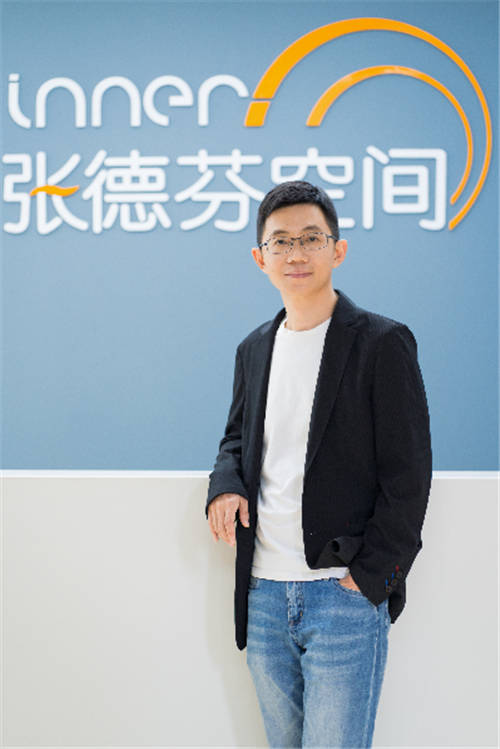 知名心理學(xué)作家盧熠翎：原生家庭和童年經(jīng)歷是我們對社會(huì)最原始的初體驗(yàn)