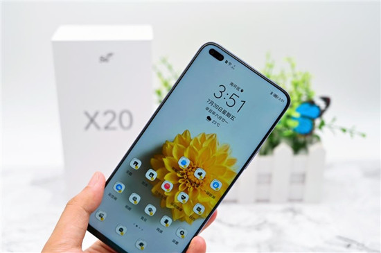 評測丨關(guān)于榮耀X20，除了94.4%超高屏占比，還有啥？