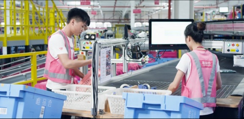 在品控質(zhì)檢這條電商生命線(xiàn)，唯品會(huì)的示范算不算標(biāo)準(zhǔn)？