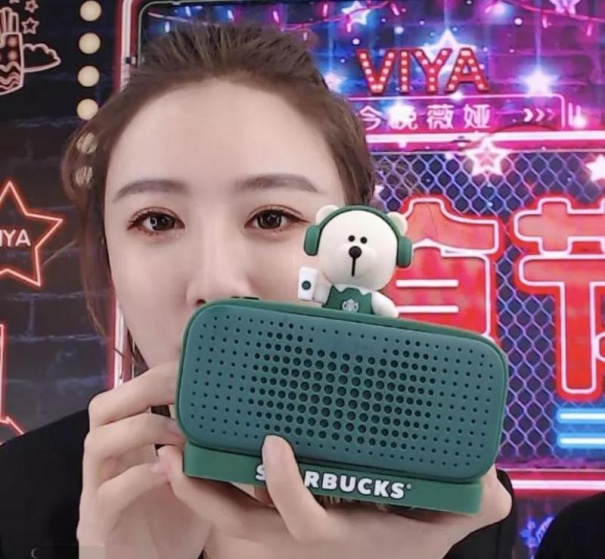 薇婭“薇”來(lái)生活專場(chǎng)直播，教你用天貓精靈智能生活“兩件套”，打造精致夜生活