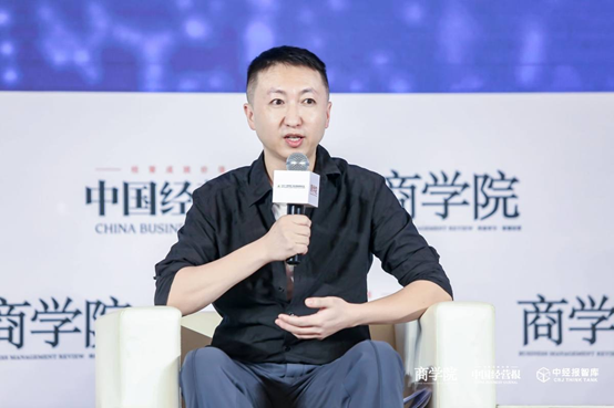 以“液態(tài)職場(chǎng)”提升企業(yè)價(jià)值，智聯(lián)招聘創(chuàng)新力為組織升級(jí)賦能