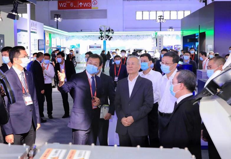 國家隊(duì)出戰(zhàn)：福田氫能重卡作為唯一商用車型 亮相世界智能網(wǎng)聯(lián)汽車大會