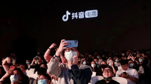 iPhone 13首發(fā)，哪里才是新品真香土壤？