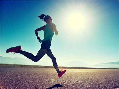 世界保健日，韶音運動耳機想跟你談?wù)劇氨＝〗?jīng)”