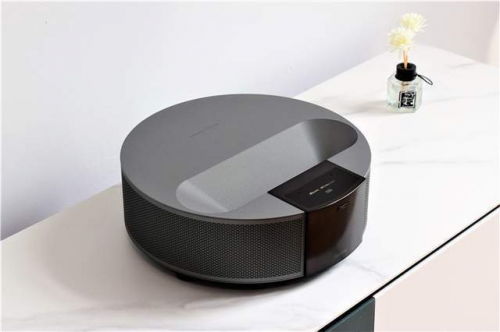對比堅果O1 Pro，新鮮發(fā)布的峰米R1 Nano更值得期待