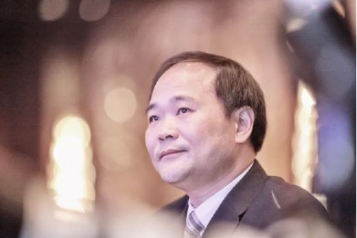 沃爾沃成功IPO，這十年李書福都做了什么？