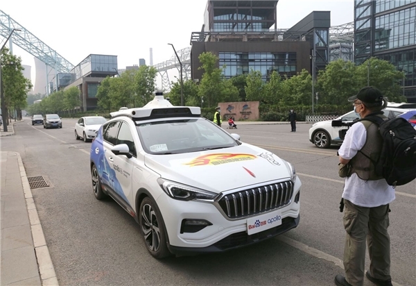 百度、蘑菇車(chē)聯(lián)的“車(chē)路云一體化”到底是啥？