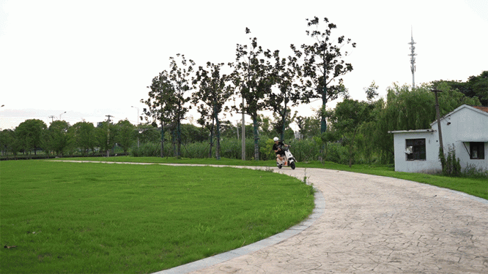 雅迪電動(dòng)車VFLY L100 MAX電動(dòng)車評(píng)測(cè)：高顏值、高性能的高端騎行體驗(yàn)