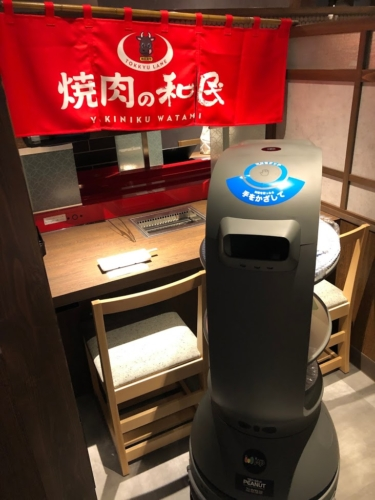 日本餐飲業(yè)迎來 “招工難”風(fēng)潮，服務(wù)機(jī)器人解難題