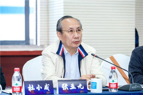 ?就在秋糖前，一批白酒泰斗密集調(diào)研了江小白