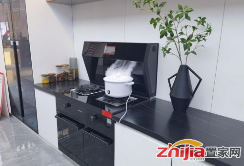 帥豐集成灶持續(xù)熱銷！大國品牌定義集成廚房流行趨勢