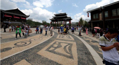 4大央媒助力丹寨萬達小鎮(zhèn)“云上丹寨好物節(jié)”，155個品種上直播