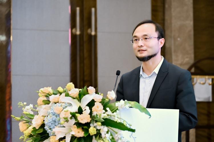 華為云發(fā)布汽車行業(yè)整體服務(wù)策略，助力車企“造好車”，“賣好車”，“用好車”